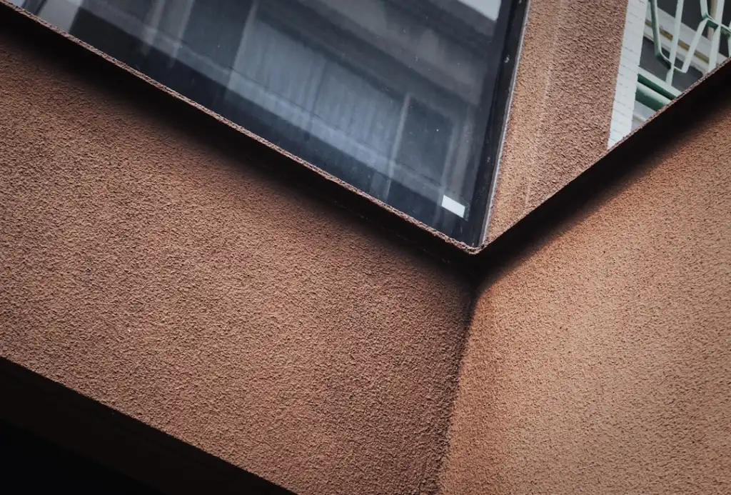福建制造企业仓储配送方案对比：自建仓与第三方电商仓配的优劣势分析
